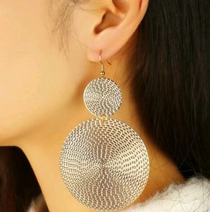Gold circle dangling earrings